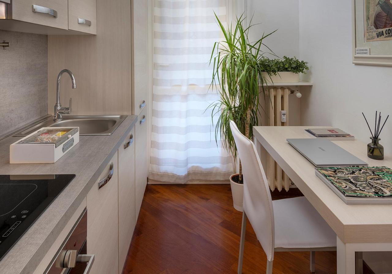 Design District- Navigli Mini Appartamento Via Tortona 66 Мілан Екстер'єр фото